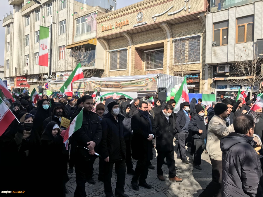 حضور  دانشگاهیان دانشگاه فنی و حرفه ای استان زنجان در راهپیمایی یوم الله ۲۲ بهمن ماه 7