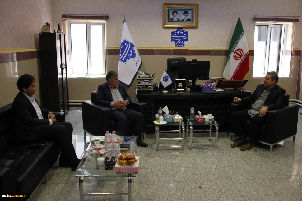 دیدار جناب آقای دکتر رسول بیات، مشاور محترم استاندار زنجان در امور سیاسی با آقای علیرضا آراسته، سرپرست دانشگاه ملی مهارت استان زنجان